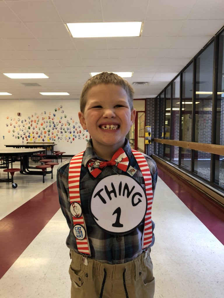 MrCroftsClass's tweet image. Thanks for the leadership @MsFuquasClass our @LindenLion #ReadAcrossAmericaDay #DrSeussDay was a blast all over the building #orsrocks 
Warning parents: backpacks may contain slime