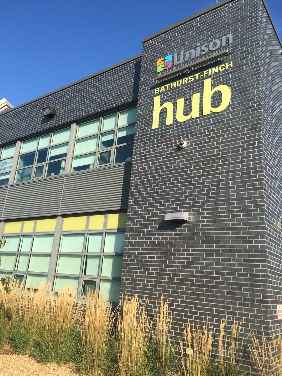 CommunityHubsON's tweet photo. The Bathurst-Finch community hub is a shining example of integrated service delivery. The hub includes seniors’ programming, a community kitchen, access to health services and so much more under one roof. #happyhubday #communityhubs https://t.co/MEtia68Fye