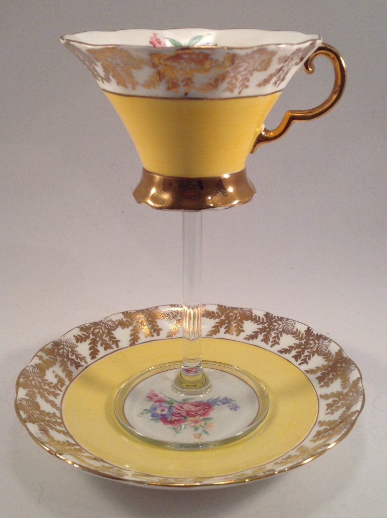 TheTipsyTeaCups's tweet photo. @bigapplewedding For any occasion #weddinghour #tea #cocktails https://t.co/sQK6Yx3gIg