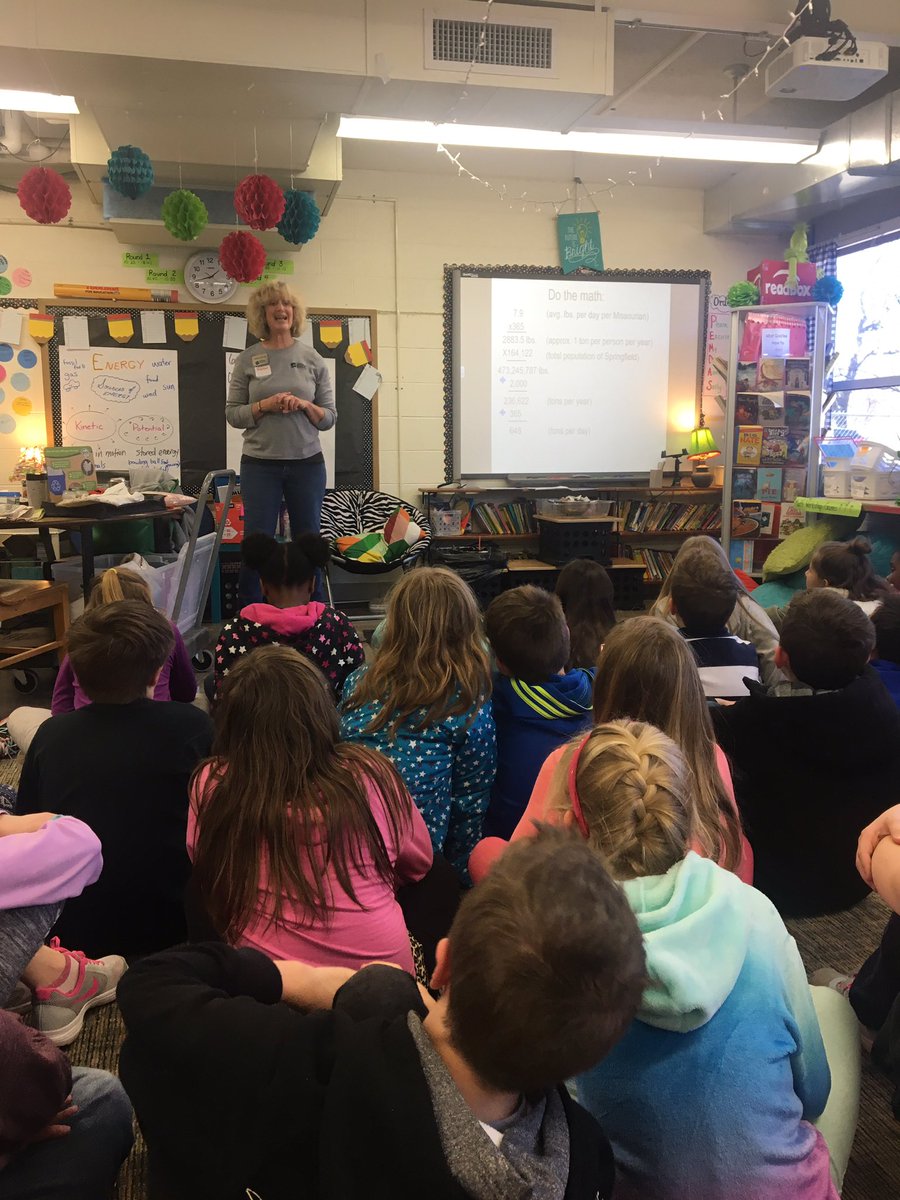 jtalburt's tweet photo. We loved learning about opportunities to recycle in @CityofSgf! We can't believe how much trash we produce! @Pershing4th @PershingElem #pershingproud ♻️ https://t.co/4138Y9H2od
