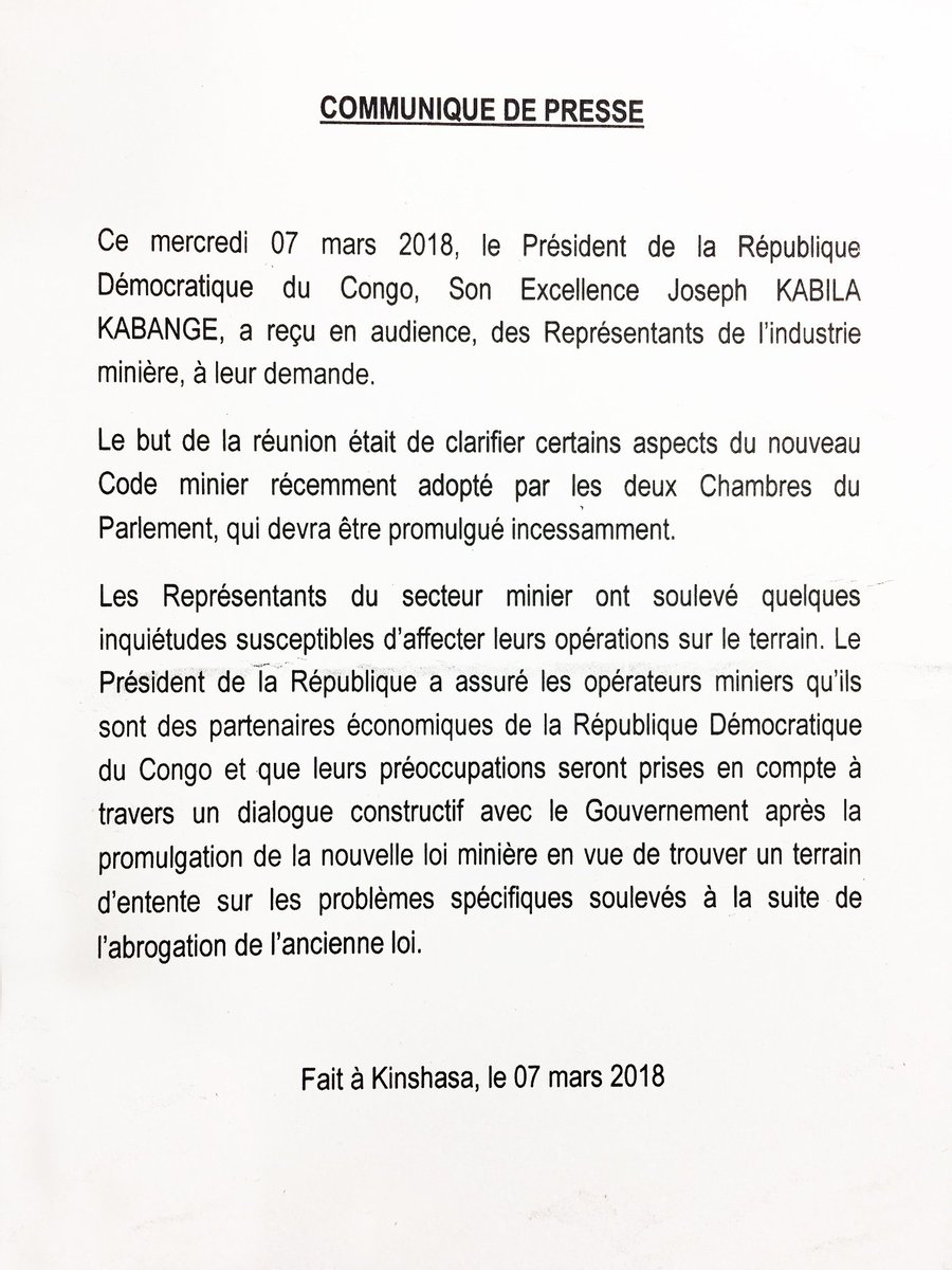 Presidence_RDC's tweet photo. #RDC
Communiqué de Presse sanctionnant la rencontre entre le Président de la République S.E.  #JosephKabila et une délégation des opérateurs économiques du secteur minier au Palais de la Nation, mercredi 7 mars 2018. Communiqué lu par M. Martin Kabwelulu, Ministre des Mines. https://t.co/vxnJuMKZBc