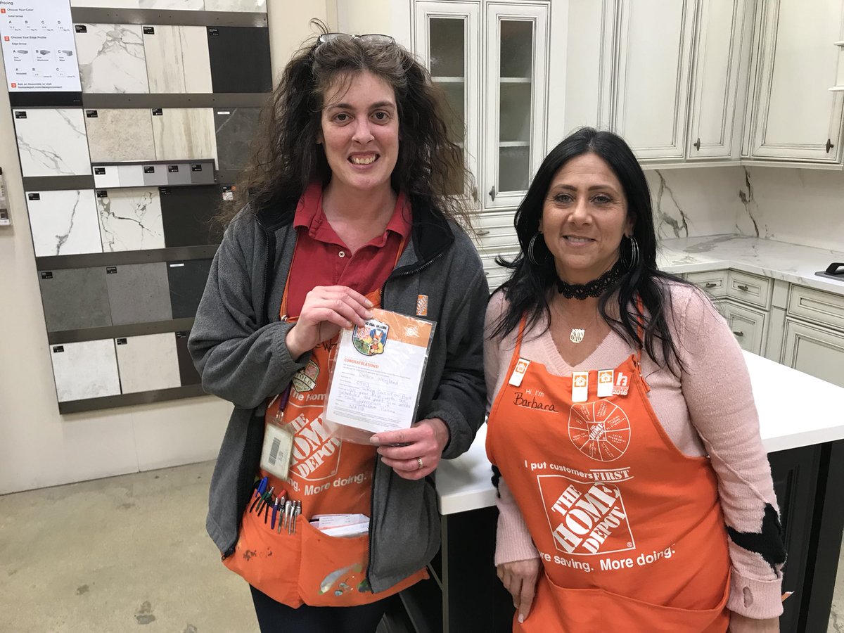 CCardelfe's tweet photo. Thank you Debbie for helping be our ASDS while we were in transition. You are greatly appreciated https://t.co/EzNIrkufMs