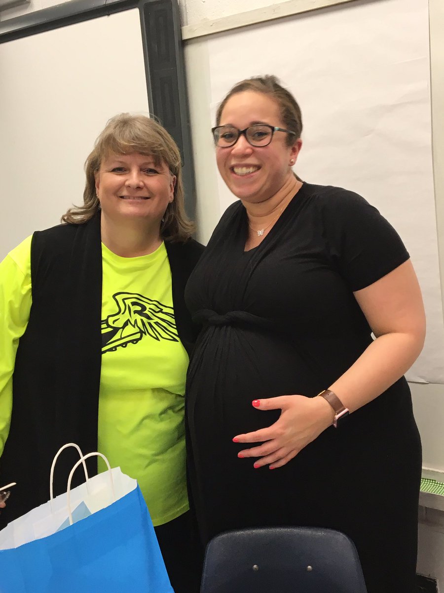 PrincipalDrH's tweet image. When the best region collaborates together we make being a region family look easy...#region1 #ilovedcsd #hightowerelementary #johnlewiselementary #crosskeyshighschool @AshfordParkES @DeKalbSchools @RegionISupDCSD