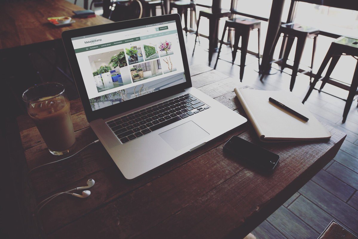 JanMekel's tweet image. Hij is online! Onze nieuwe webshop plantenman.nl,
Bestel nu eevoudig en snel: Kunstplanten, Levende planten, Plantenbakken, Groene wanden en nog veel meer interessante artikelen. We zijn benieuwd wat jullie van onze nieuwe webshop vinden#interieurbeplanting #plantenman