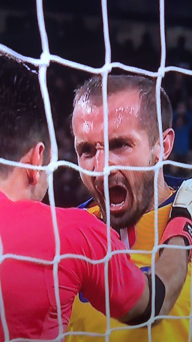 vi amo 💛🖤 <a href="/chiellini/">Giorgio Chiellini</a> <a href="/gianluigibuffon/">Gianluigi Buffon</a>