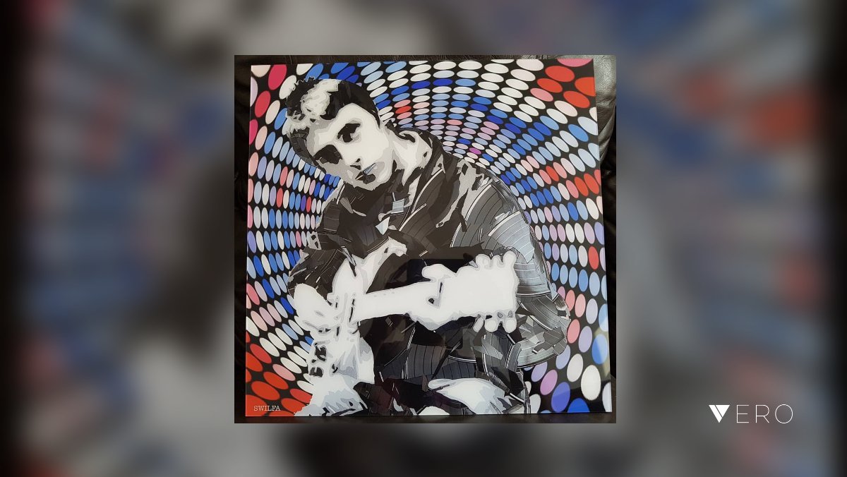 swilfa7's tweet photo. Paul Weller made from broken vinyl records.
.
.
.
.
.
.
.
.
#paulweller #thejam #mods #mod #themodfather #modfather #swilfavinylart #swilfa #vinyl #art #artist #record #records #vinyls #music #vero #England @VeroTrueSocial https://t.co/4FIktIz3Ys