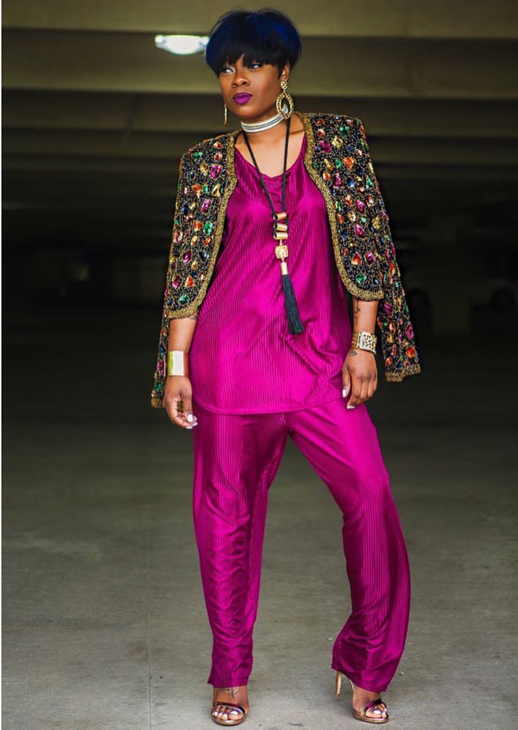 DioNnAstyle's tweet photo. @Ohwaawaa Personal Shopper/Personal Stylist from the Pa/Nj/Nyc area that creates looks on a budget using thrift pieces, menswear, and diy touches, &amp; items for less! IG: @dionnastyle #TheButlerAgency https://t.co/camECrsS7f