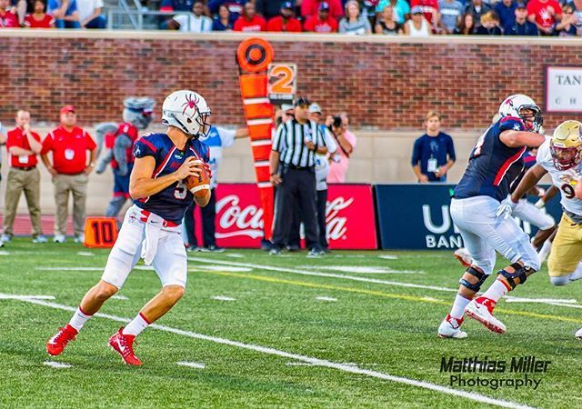MKM_Creative's tweet photo. In celebration of a strong showing at the combine this week, here are a couple in-game shots of @kylelauletta In this one Kyle Lauletta reaches the top of his dropback against Albany earlier this season. @spiderathletics @spiderfootball #spiderfootball #… https://t.co/zJd9YPSABN https://t.co/J9zGSlAiFG