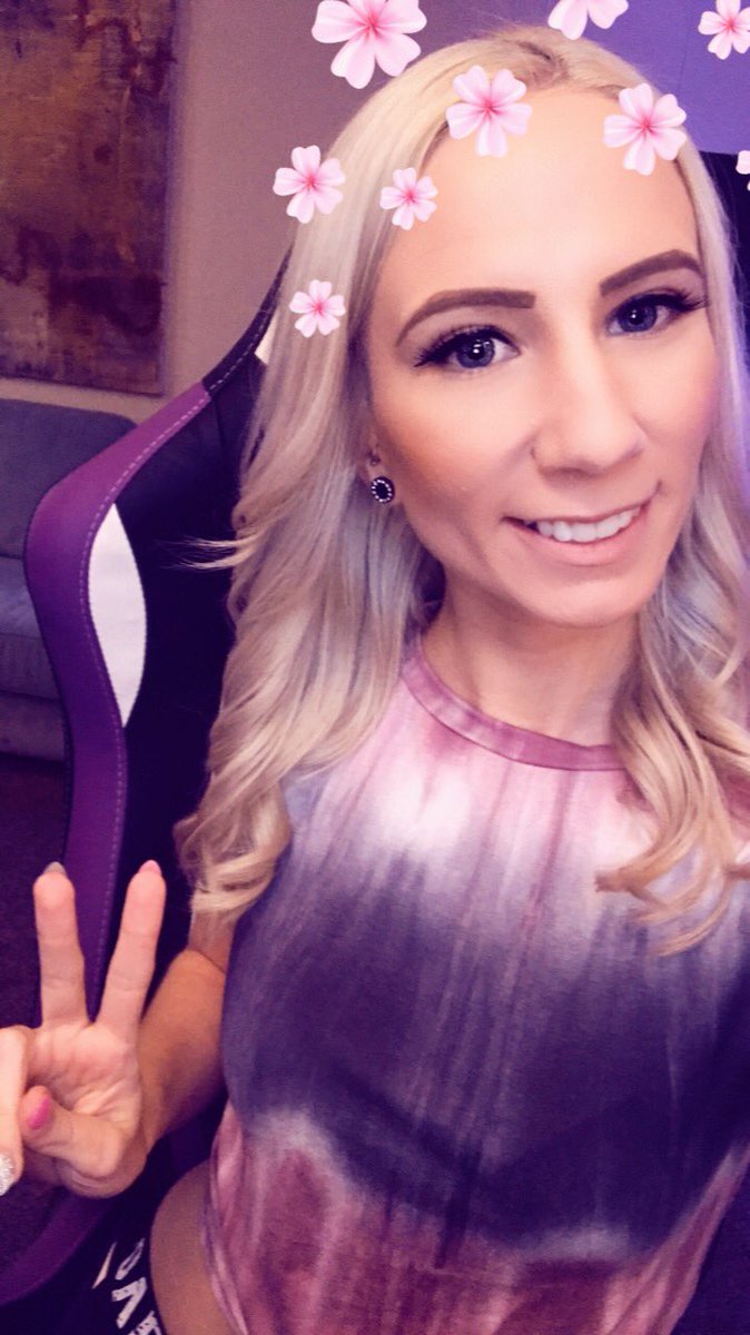 NikkiDuh's tweet image. Playing Just Dance 2018 #twitch #TERM1N8T0R #twitchkittens 

Twitch.tv/Nikkiduhgames