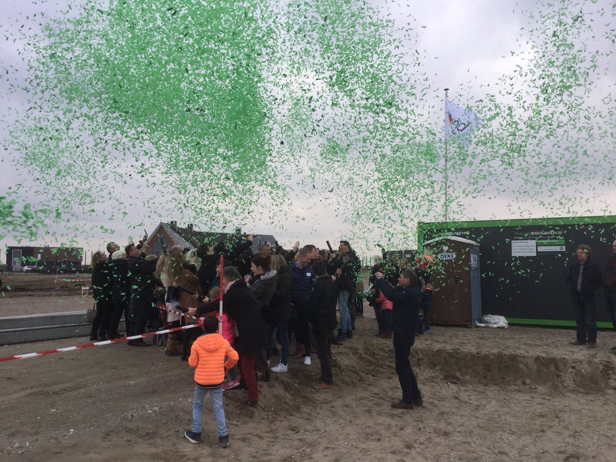 Groot feest bij startbouw 34 won van #BPD in #DeBlaricummermeent. Alle nieuwe bewoners gefeliciteerd.