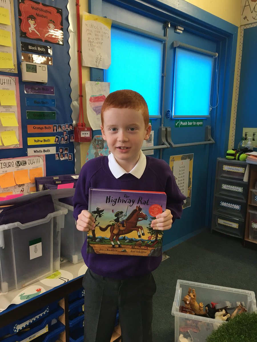 lasswadeps's tweet photo. This P3Y pupil did a wonderful job of reading his favourite book to the class today! #lpsloves2read https://t.co/pPk6DIqFuF