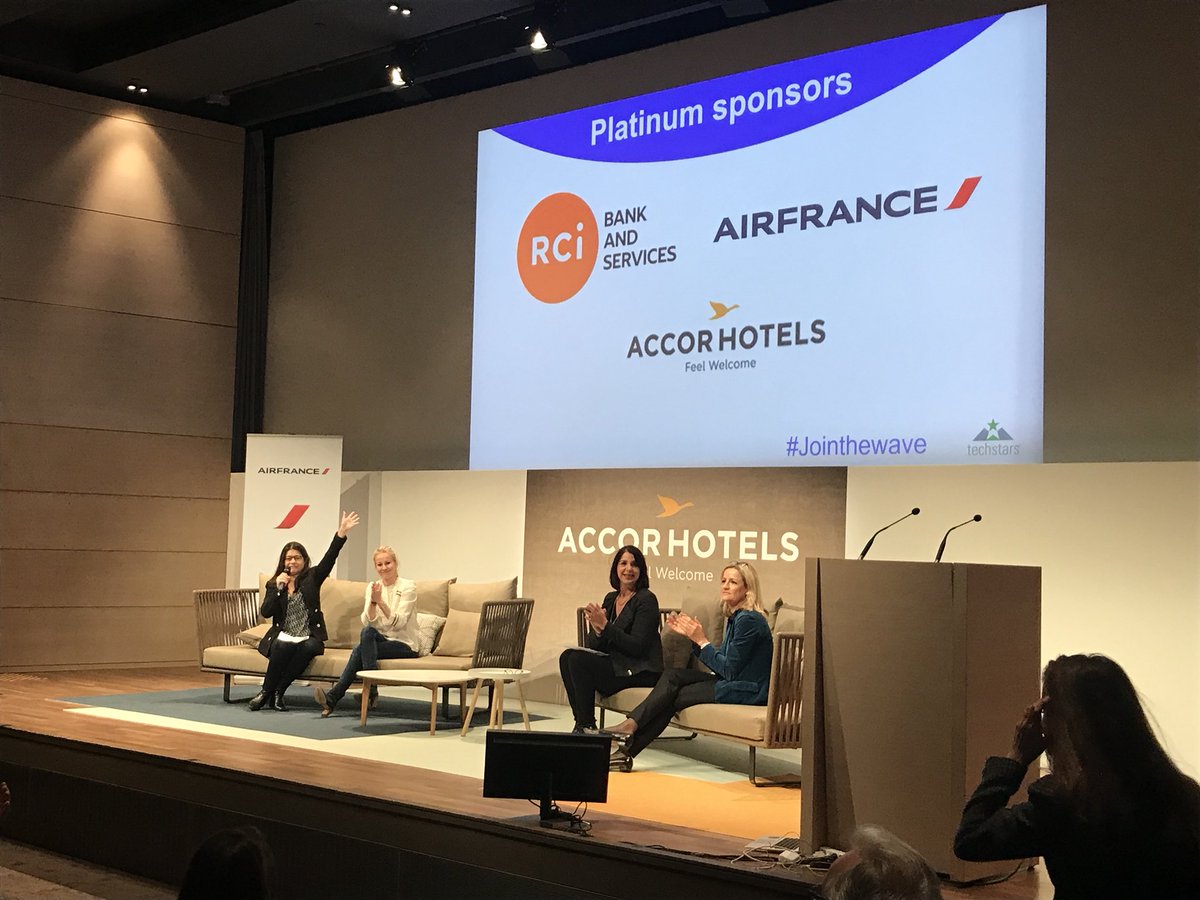 ilanasimnr's tweet photo. Final global startup weekend japonés now ! 🎉🎉 happening thanks to pur great sponsors @airfrance @Accorhotels @RCIBS !! https://t.co/YSiDm1sOEr