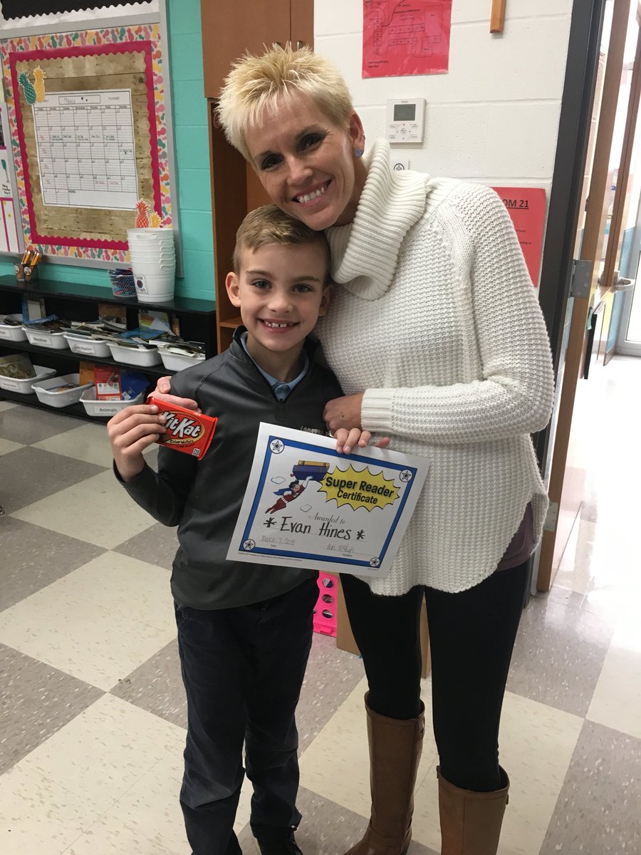 Ms_RobertsABVM's tweet photo. As of yesterday, we officially have a reading program GRADUATE!!!!👨‍🎓 We are so proud of Evan and all of his hard work! 📖👍🏼 https://t.co/ykbyOpQvcq