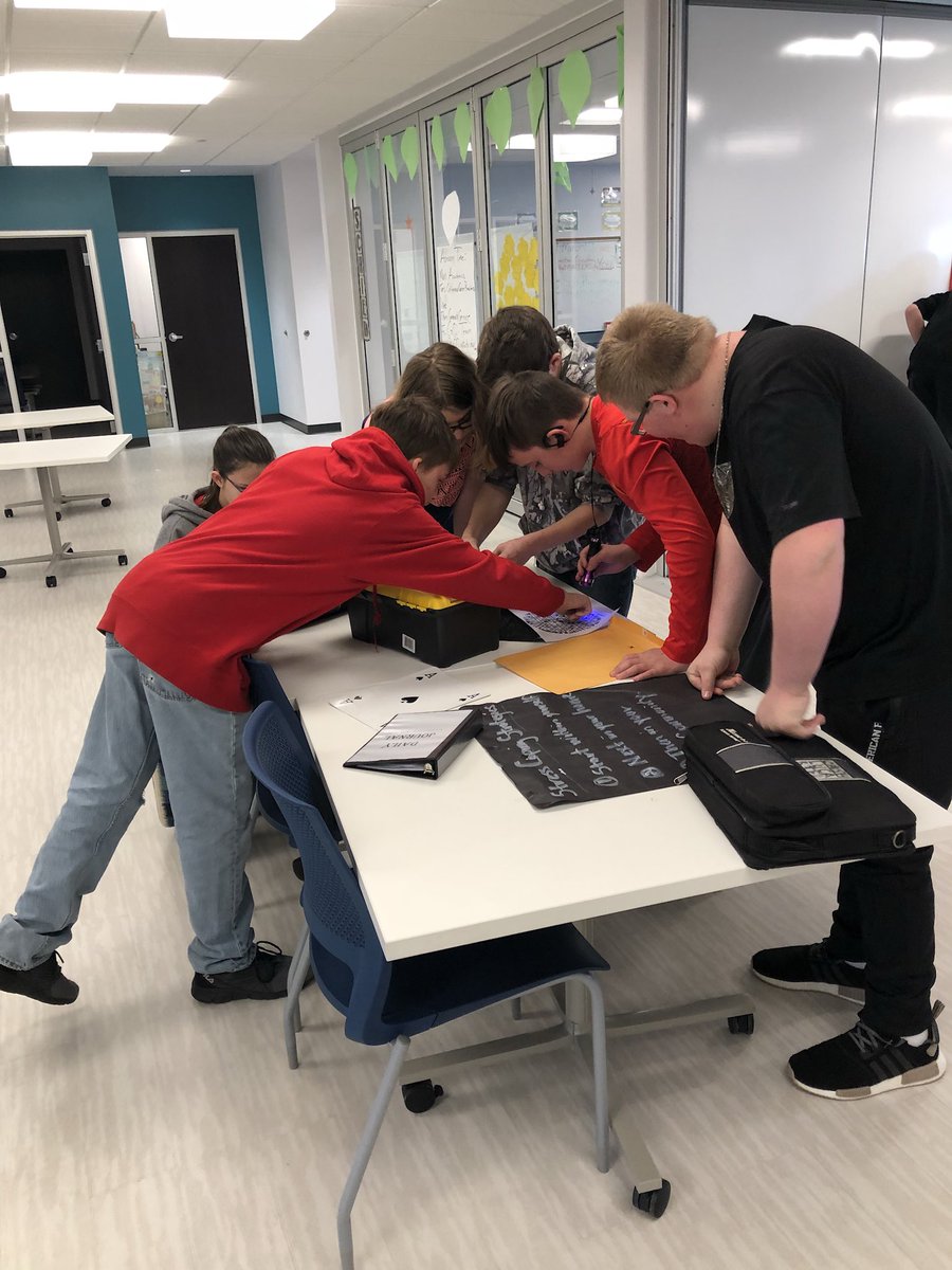 VincentPKyser's tweet photo. Using #Breakout Boxes as a group activity to challenge and learn more about Stress Resilience with our 8th Grade Students @NeoshoJH #CharacterEducation https://t.co/IgeuawfOJF