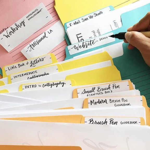 GetGarveys's tweet photo. Make the label your canvas. #AveryLabels #OfficeSupplies #Art https://t.co/FvFANTkERg