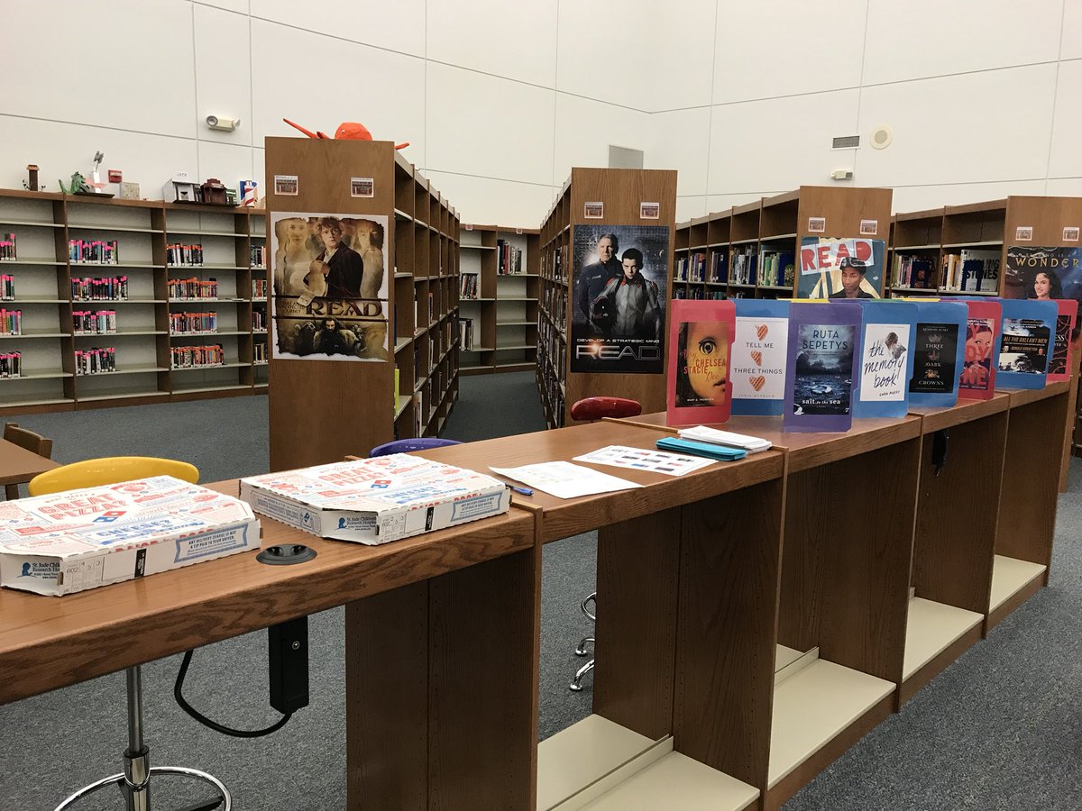 MrsOtteELA's tweet photo. It’s the annual Gateway Voting Party! https://t.co/Dc7sft3jar