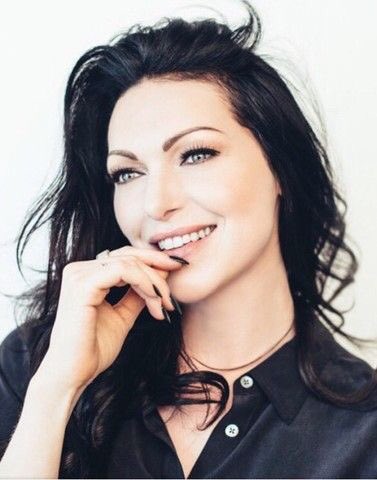 timelessbae's tweet photo. Wishing a happy 37th birthday today to Laura Prepon! https://t.co/jTAiksOp2S