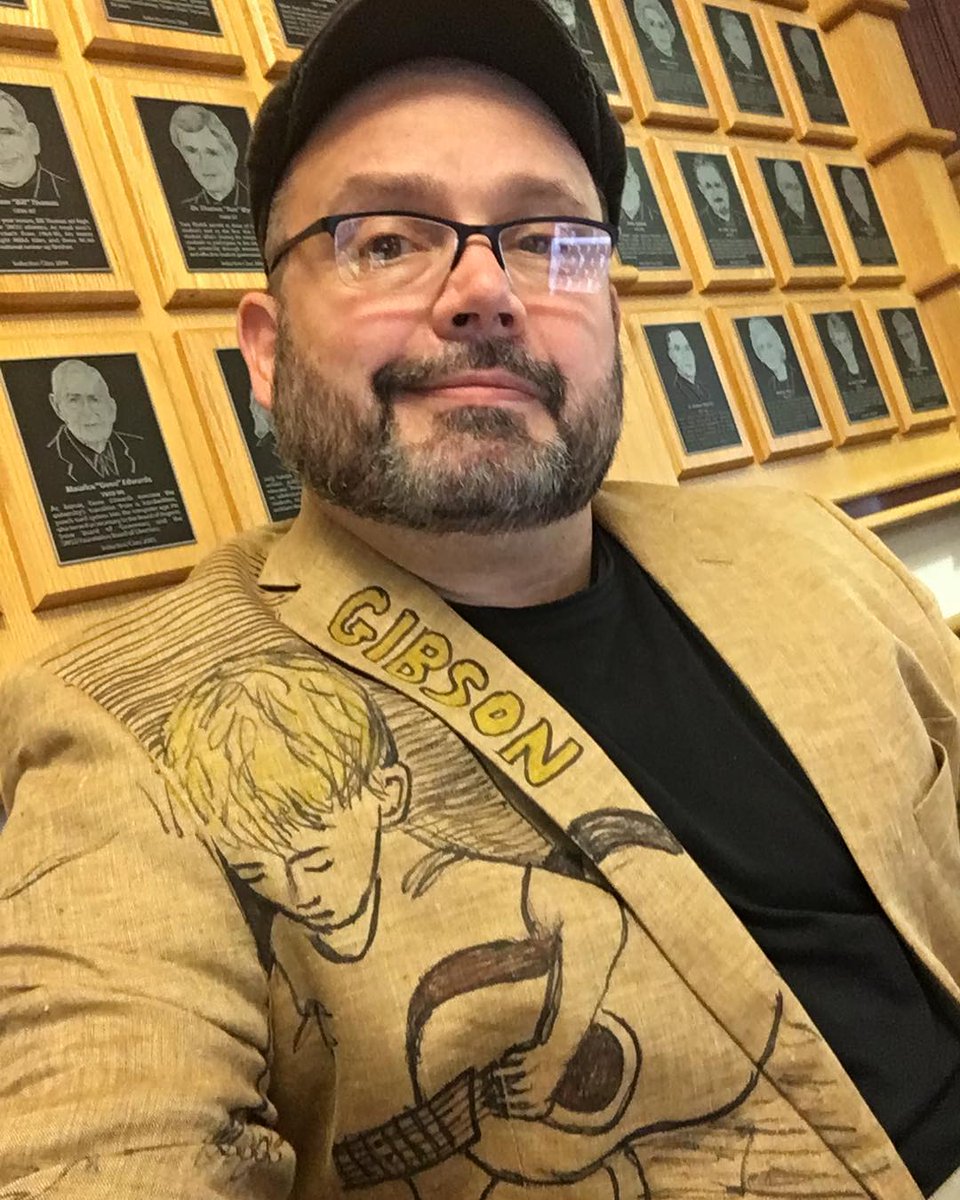 What if our art students went to the local thrift store and bought used shirts, jackets, blouses etc. and customized them and have a fashion show that ended with an auction? #upcycleideas #studententrepreneurs #letstrythis #fashionshow