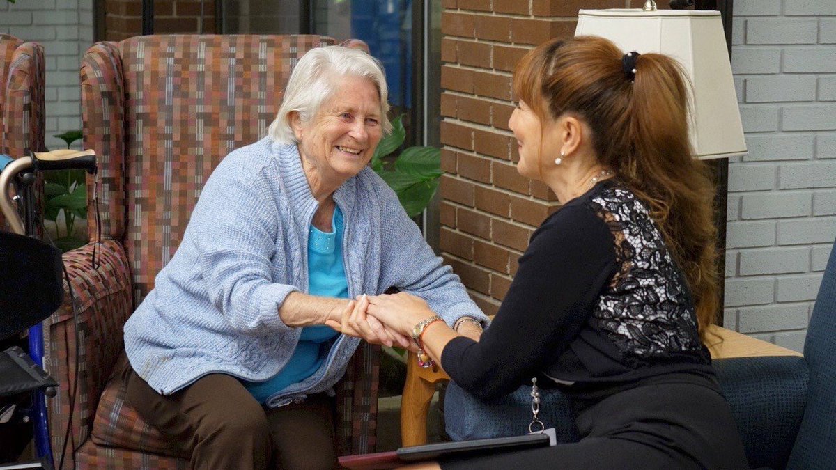 CanterburyYEG's tweet photo. It’s #SWweek2018! And we could not be more excited to recognize the imperative and life changing work that our Social Work programs provides to residents and families alike! You can learn more about this program by watching this video: https://t.co/C6seekNOgL #SocialWorkWeek #yeg https://t.co/magUYtMS6b