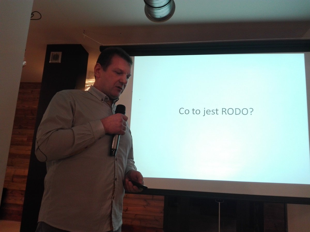 techklub's tweet photo. #rodo nie takie straszne jak go malują 😉 z @pawełpogorzelski https://t.co/VYQpltc4il