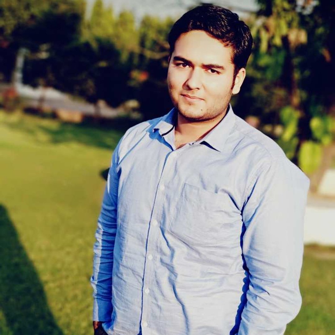 SakshamTewatia's tweet photo. #noeditingrequired https://t.co/MgXycKCGqI