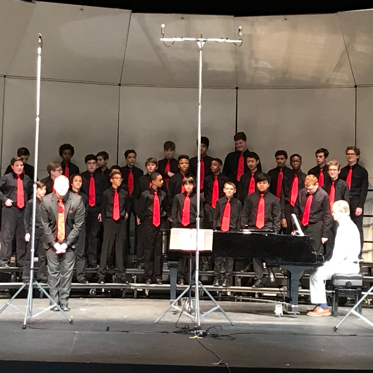 So proud of these incredible guys and their awesome director! Excellent concert and superior sight reading! #hendrickchoir #hendrickhawks #uil2018