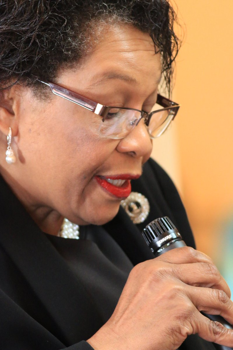 CliffHayesJr's tweet photo. In honor and recognition of Women’s History Month, Delegate Rosalyn Tyler featured Delegate Herring @C_Herring .... Such an amazing tribute!  #AnOverComer https://t.co/nOUPvuMiPk