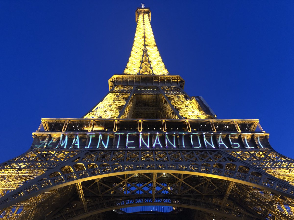 On the eve of International Women’s Day, the mayor of @Paris , @Anne_Hidalgo campaigned for the Women’s Foundation. The message “MaintenantOnAgit” is projected onto the Eiffel Tower this Wednesday, March 7th from 7pm to midnight.