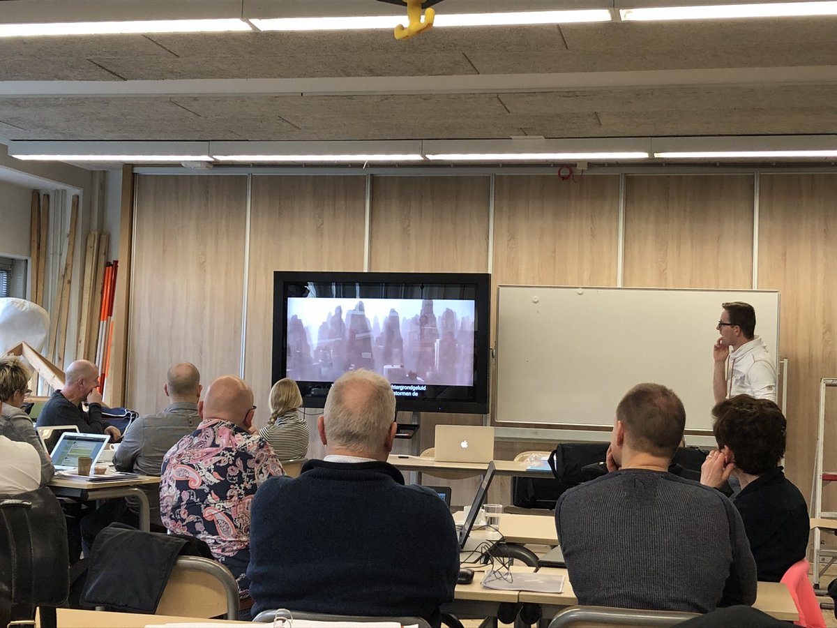 Docenten in de bijscholingsminor hebben vandaag een professionele korte film gemaakt. Weer mooie resultaten! #fec #fontys