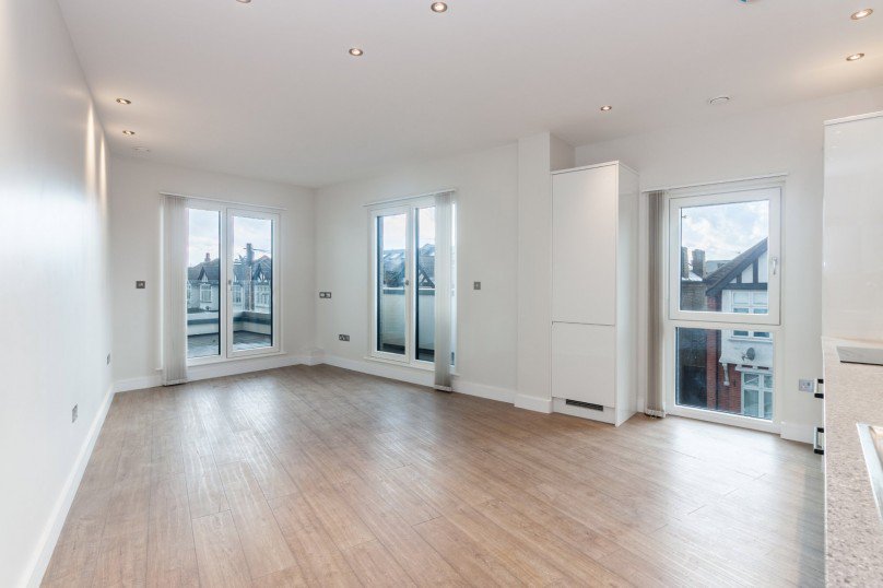 goviewlondon's tweet photo. New to the Lettings market we currently have five 1-2 bedroom apartments excellently located for amenities and transport links to Acton Town and Ealing Common tube stations. To arrange a viewing call 020 8017 7950 or visit https://t.co/GdYpB8Ji7o
#lettings #newconversion https://t.co/3ffn0cJy5Z
