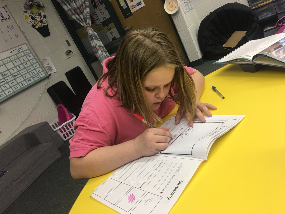 samantha581's tweet photo. These kids are amazing authors and illustrators today!! They are using what they learned in a field trip and research to write books!!! #greatman #aglossaryisforboldwordsthatareimportant #strongpaws @vanesharris17 @bekah_griffith @NSDGoodman @NeoshoSD https://t.co/Q0UDcbZQtH