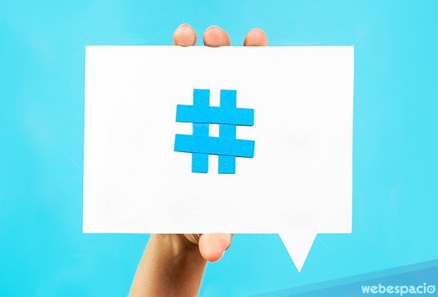 PolitiKom's tweet photo. ¿Cuánto cuesta un “trending topic”?: la investigación de la BBC que revela cómo hacen las empresas para manipular “hashtags” y crear tendencias en Twitter https://t.co/CzuxzJzS8J https://t.co/T5v9UzDTOK