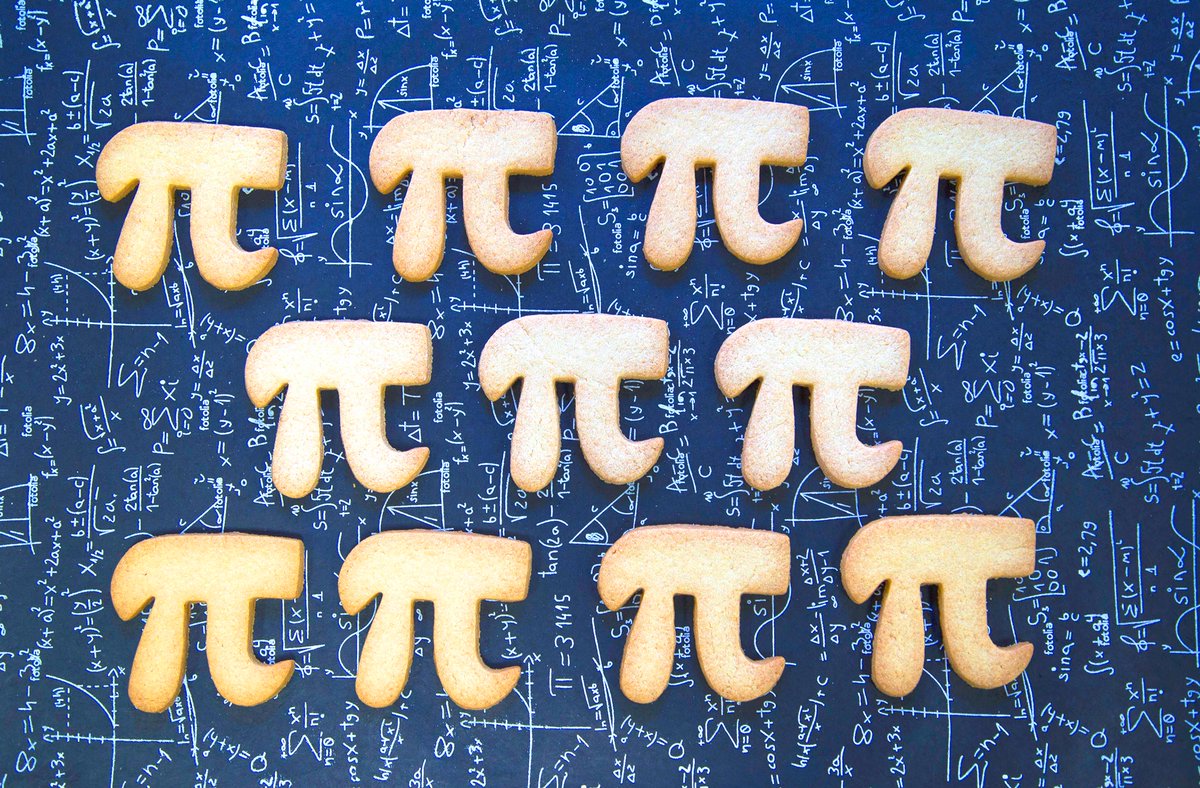 LittlePieCo's tweet photo. Free Pi Cookie with Large Pie Purchase on March 14. 
. . .
 #PiDay #PiDay2018 #March #NationalPiDay #Math #InfiniteNumbers #Pi #314  #FREE #Cookie #Pie  #DoYourMath #Smart #PiFact https://t.co/K56c2pQy3i