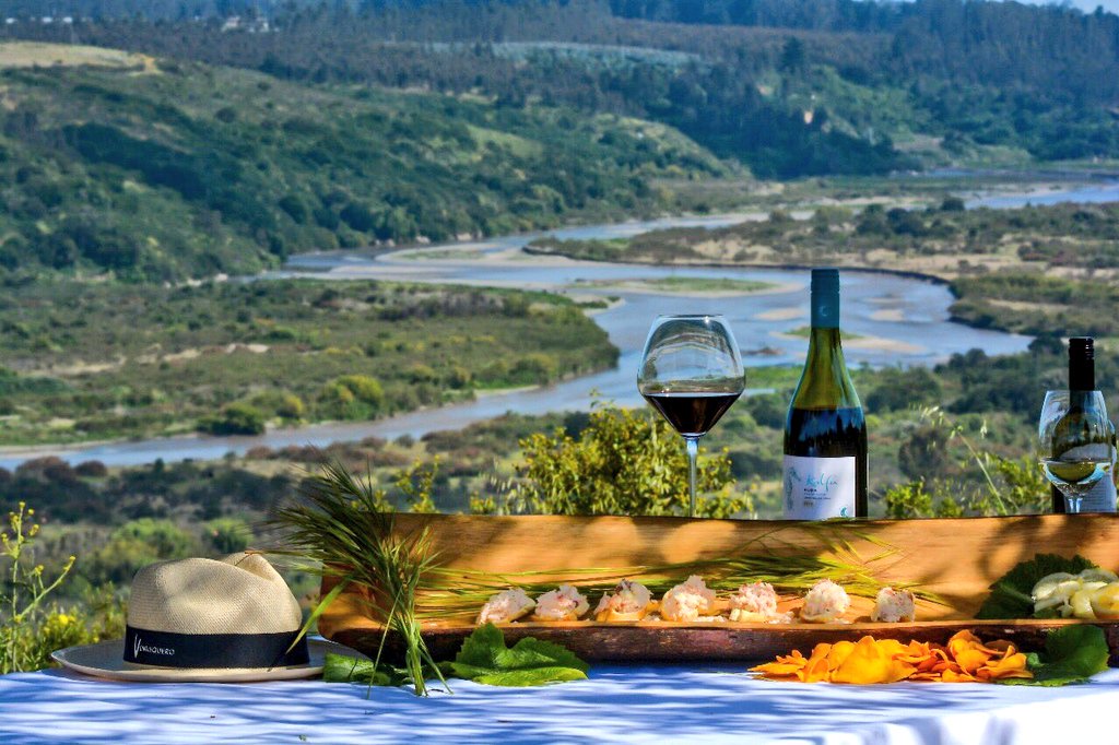 elpuertodechile's tweet image. New Home Port of Call in Chile! Puerto Central - One hour from Santiago.  Offer quests first class fun and adventure in one of South America's top destinations San Antonio/Santiago Chile Booth 941 #SEATRADE2018 / pce.cl