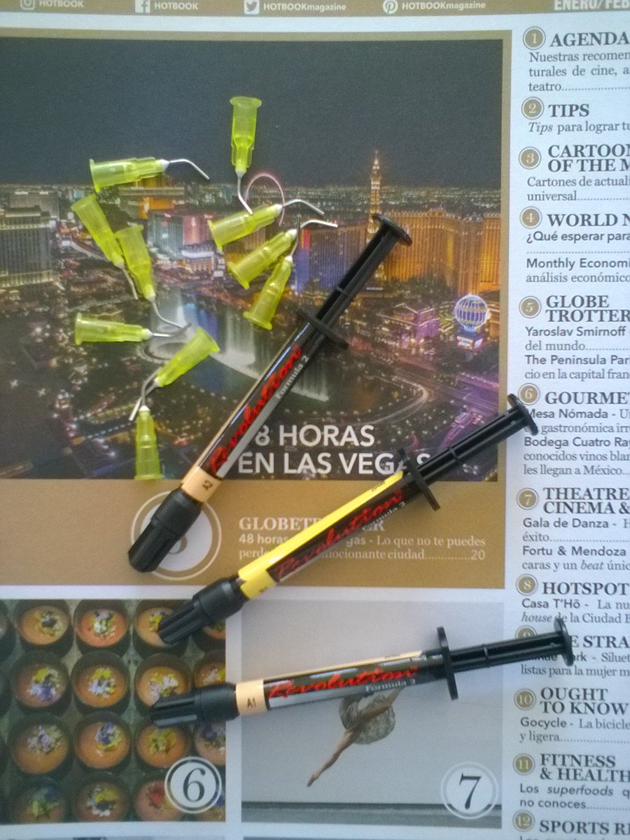 DepodelaEsquina's tweet photo. #SiguiendoLaCajita Resina fluida para estética de alta calidad @KerrDental ¡Es inigualable! #JoinTheBox https://t.co/pLFwdp1bMZ