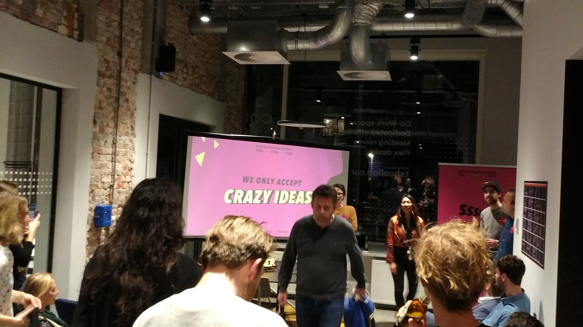 mlucelupetti's tweet image. #crazyideas and #pitch night!