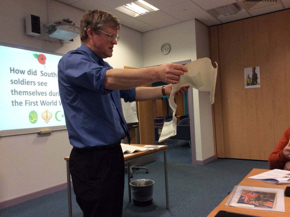 rusheymeadhist's tweet photo. Thanks to @histassoc #Fellow Andrew Wrenn for leading this eve’s @EipLeicester #HistoryNetwork @LeicesterTS. Fascinating looking at the role of South Asian communities in #WWI. Impactful ideas for use in the classroom and great resources. #collaboration #sharing https://t.co/IAYmMSwEUQ