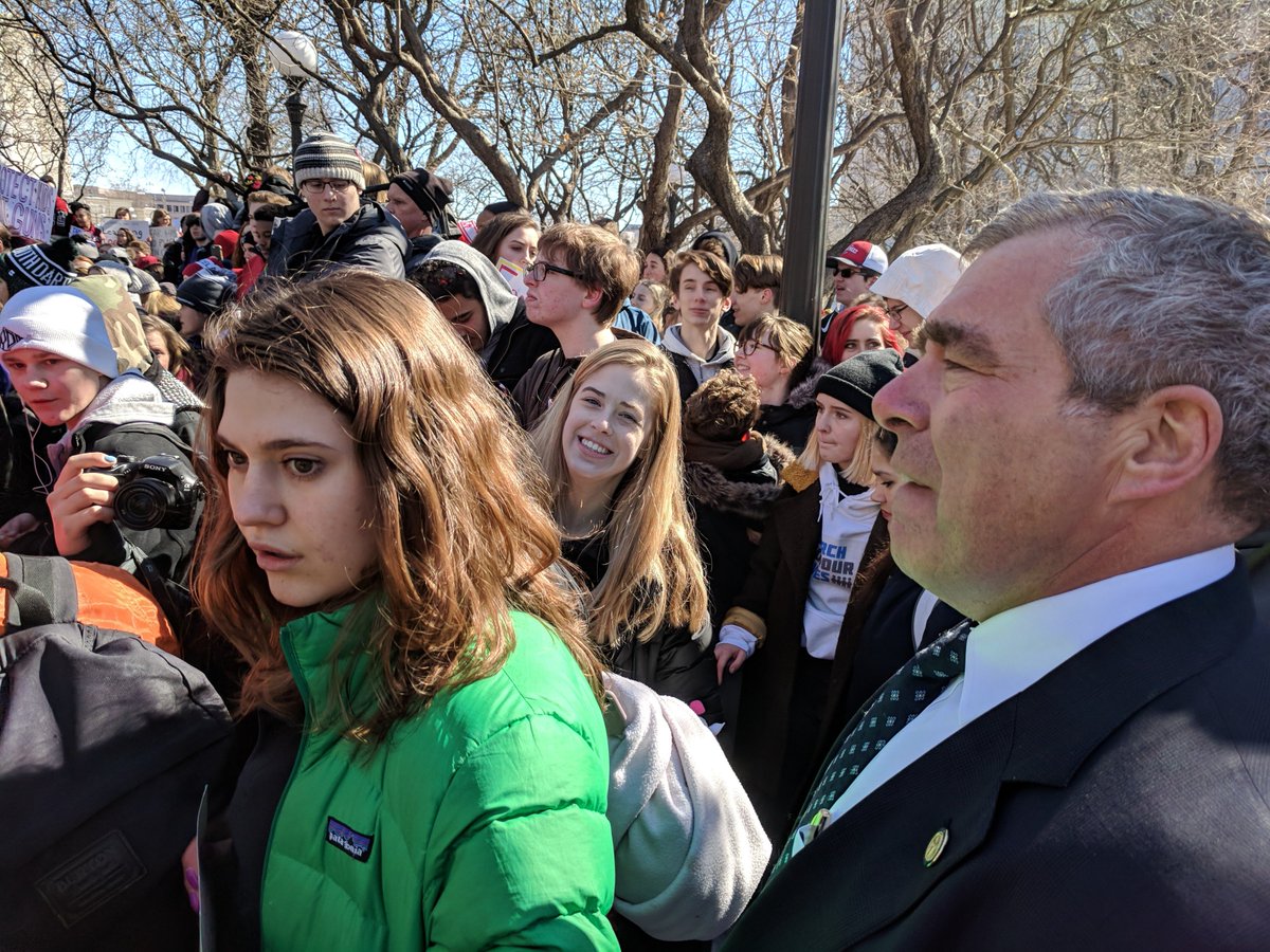 CwodMN's tweet photo. It did my heart good to see so many young people exercising their civic duty and standing against gun violence at today's #MNStudentWalkout at the capitol. Enough is enough #mnleg #EndGunViolence https://t.co/N9zNrWXwEt