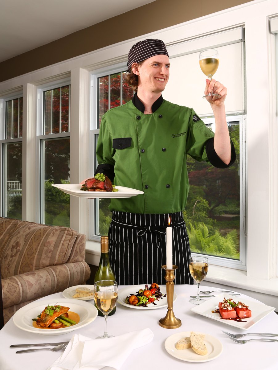 Sprucewood Wine Pairing Dinner - Kettle Creek Inn. April 14th @ 6:00 - $ 65.00 per person. Another amazing evening with incredible food paired with great wines. Chef Rob with wine expert Steve Mitchell  will share their knowledge. Special room rates for our guests. 1 866 414 0417