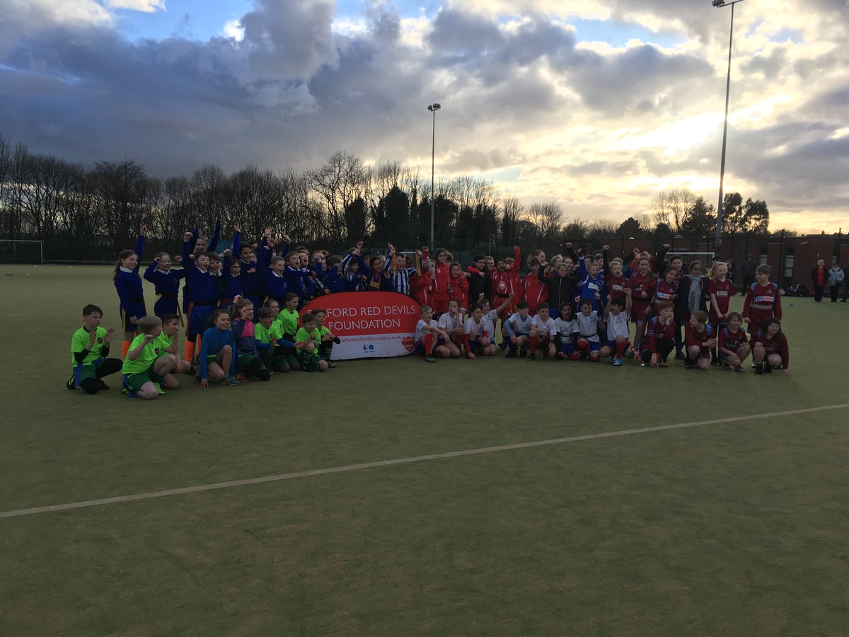 BurySchoolGames's tweet photo. Well done to Holcombe Brook and Greenmount who won tonight's Tag Rugby tournament, both teams will represent Bury at the School Games later this month. #schoolgames @BurySG https://t.co/q3ifkdKX0B