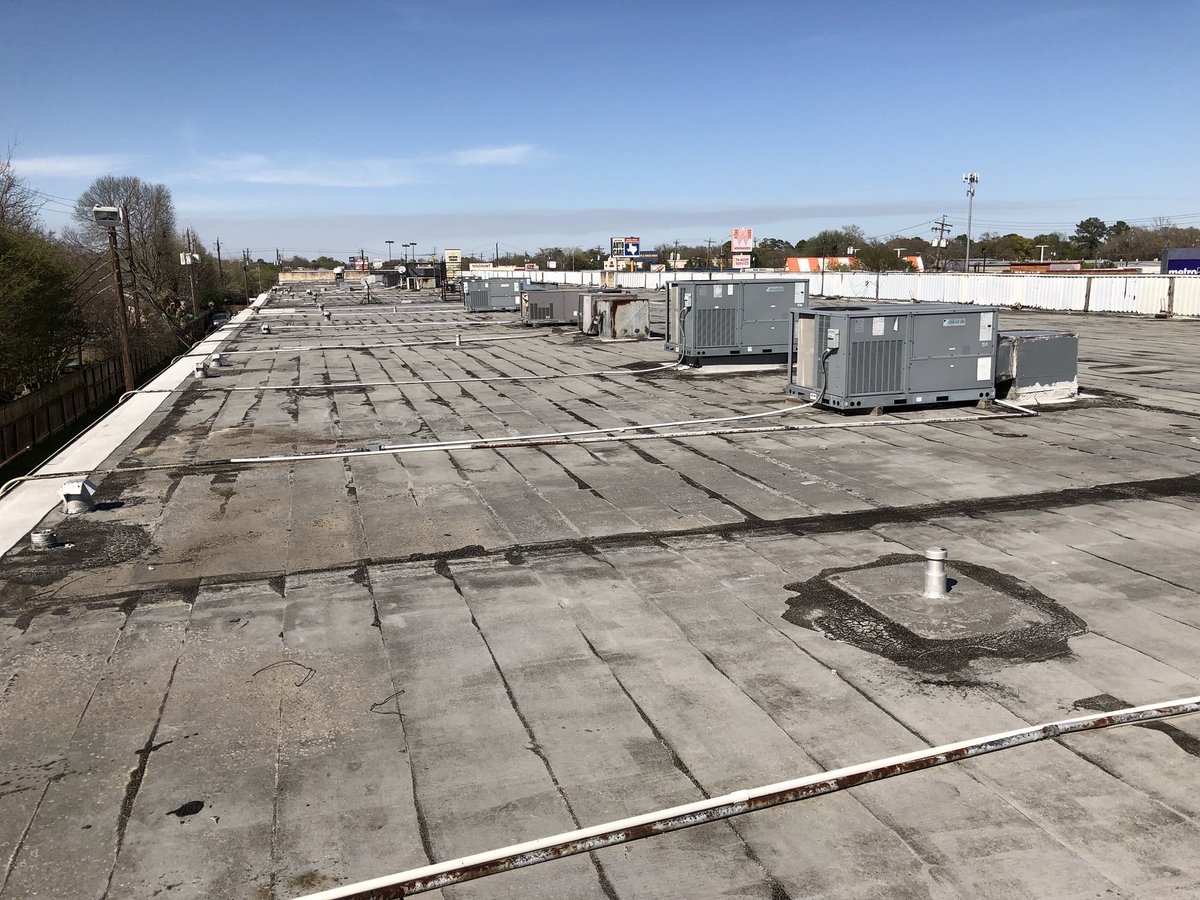 MyAmericanRoof's tweet photo. 3 commercial roof inspections for potential client. 2 of the 3 building roofs are canidates for roof restoration #restoredontreplace #conklin #roof #commercial #clients #roofcoating #roofrestoration #makeroofinggreatagain #truthinroofing #weloveourclients https://t.co/8ruyck9AcP