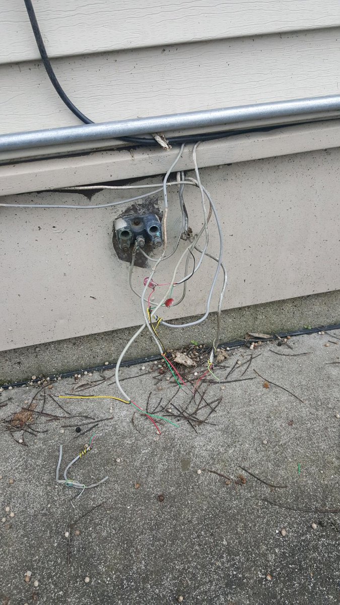 middsecu's tweet photo. Here is another example of what the cable company has to offer in our area.  The first two pictures show what we found when we arrived and the last picture is how we left the job.  Bonus: we answer our phones without being placed on hold. https://t.co/7ASzNV8WcM