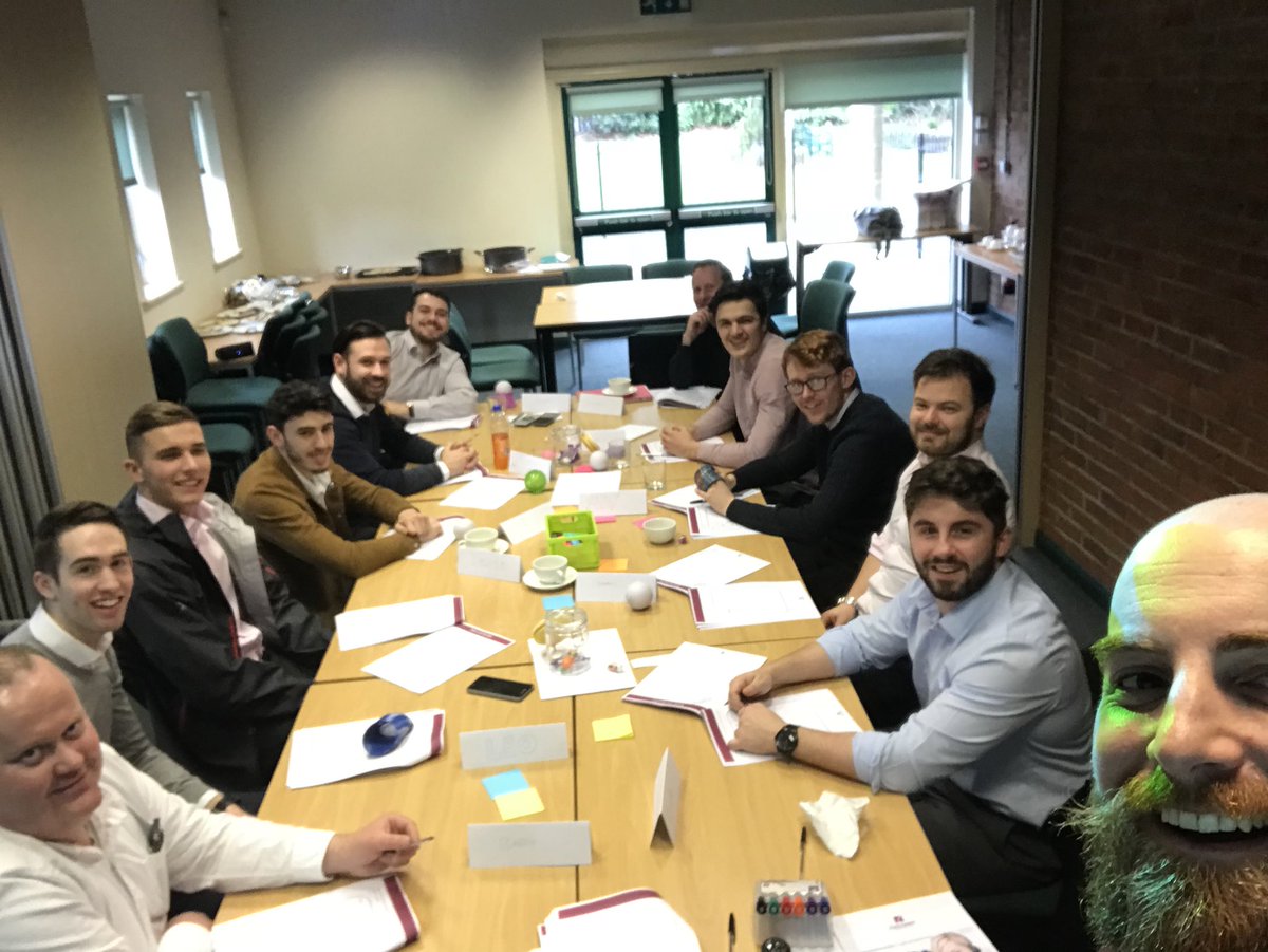 LeeJones110's tweet photo. Sales training with @sigmaplant , another great day with a fantastic client. Yes that is curry and rice in the background 👌🏻
#salestraining #trainingselfie #liveandlearn https://t.co/6EQuBAa8Qd