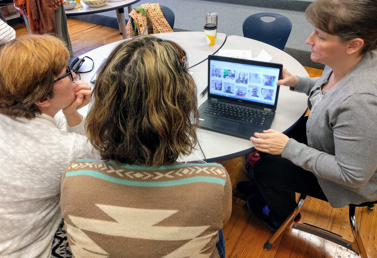 Sharing 3-Year DLC Portfolios and sharing peer feedback. Impressive transformative education. #DEPDNCC18  #teacherportfolios #iteachtoo