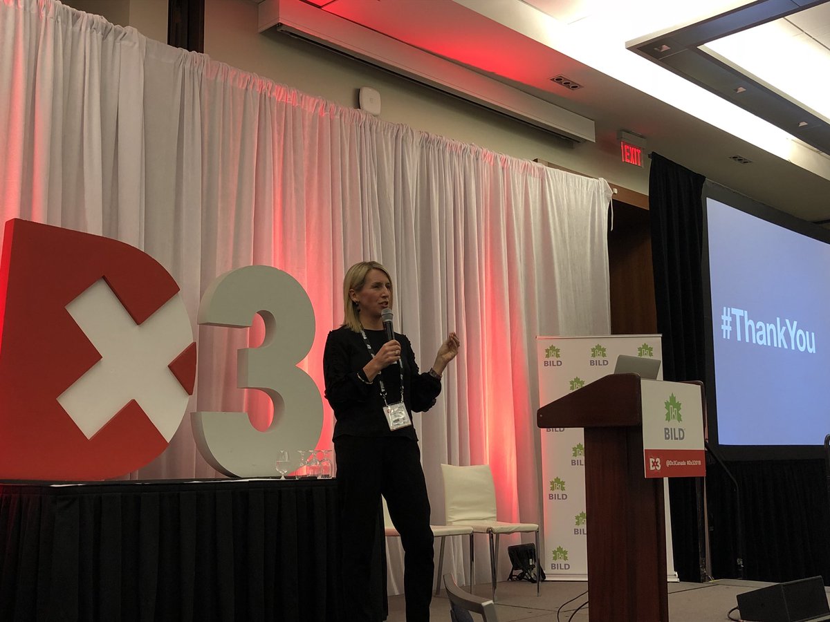 blairaasmith's tweet photo. What's happening? Right now it's #twitterbootcamp at #Dx32018 🐦 https://t.co/aSGrWVL83V