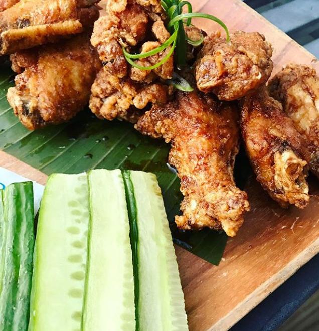 Pier6Boston's tweet photo. Have a happy #WingWednesday with our sweet and sticky or buffalo style chicken wings. https://t.co/J36wkmqqMp