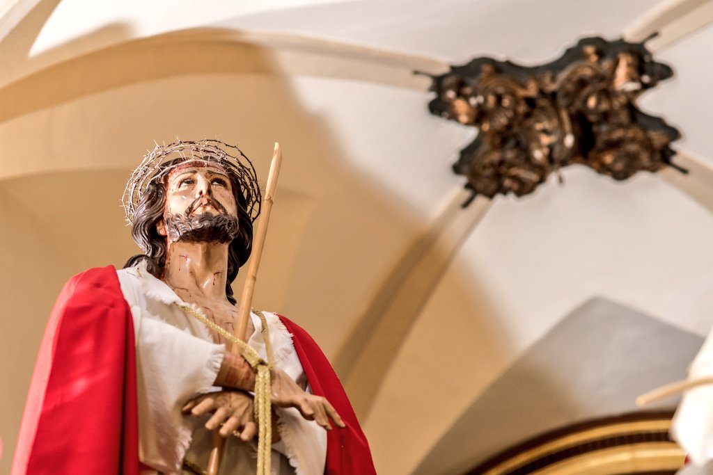 El próximo viernes, durante la eucaristía del Triduo de la Cofradía del Amparo, se procederá a la bendición de la imagen enlienzada del Cristo que procesiona en el paso de Jesús ante Pilato.
⌚19:30h
📍Iglesia de San Nicolás, #Murcia

¡Te esperamos!

#SSantaMurcia #CuaresmaMurcia