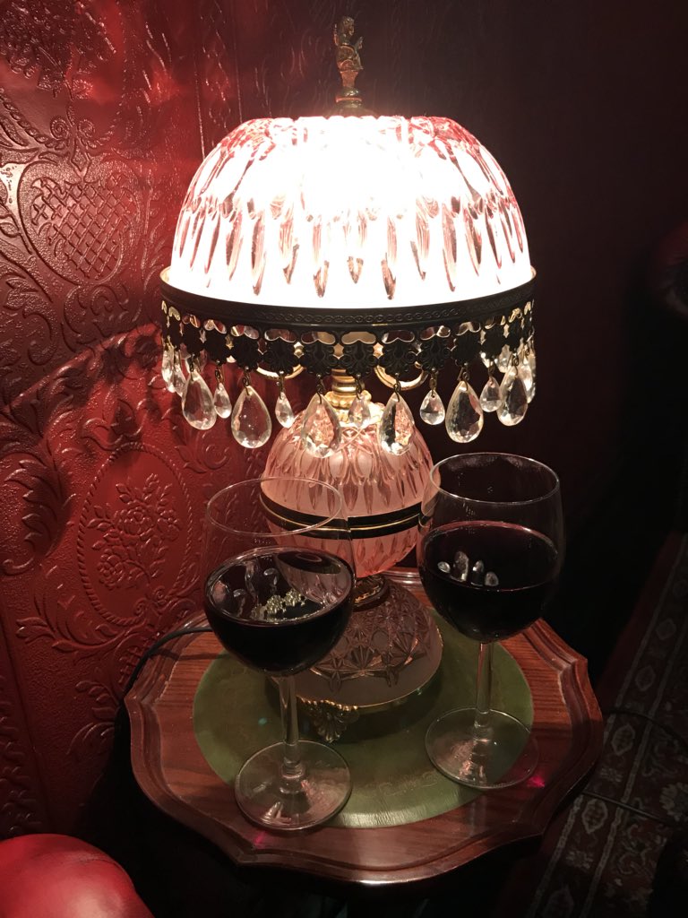 KrisNcle's tweet photo. Pre Sage - Jason Donovan drinks at #prohibitionbar_  gateshead https://t.co/Jv9NnC6KCs