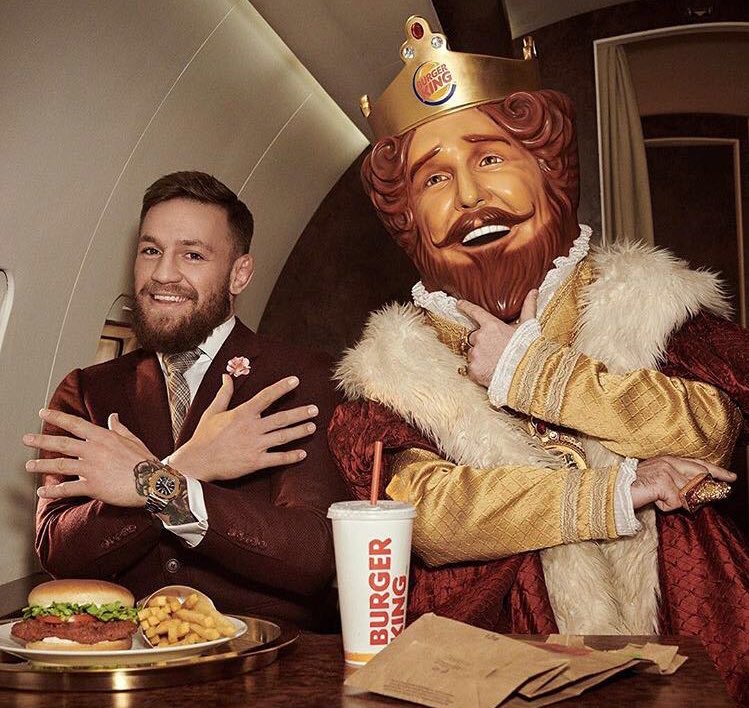 snvdlm_'s tweet photo. Hemos empezado a mover hilos para #SP2018
Un placer @TheNotoriousMMA https://t.co/p9euEByAX9