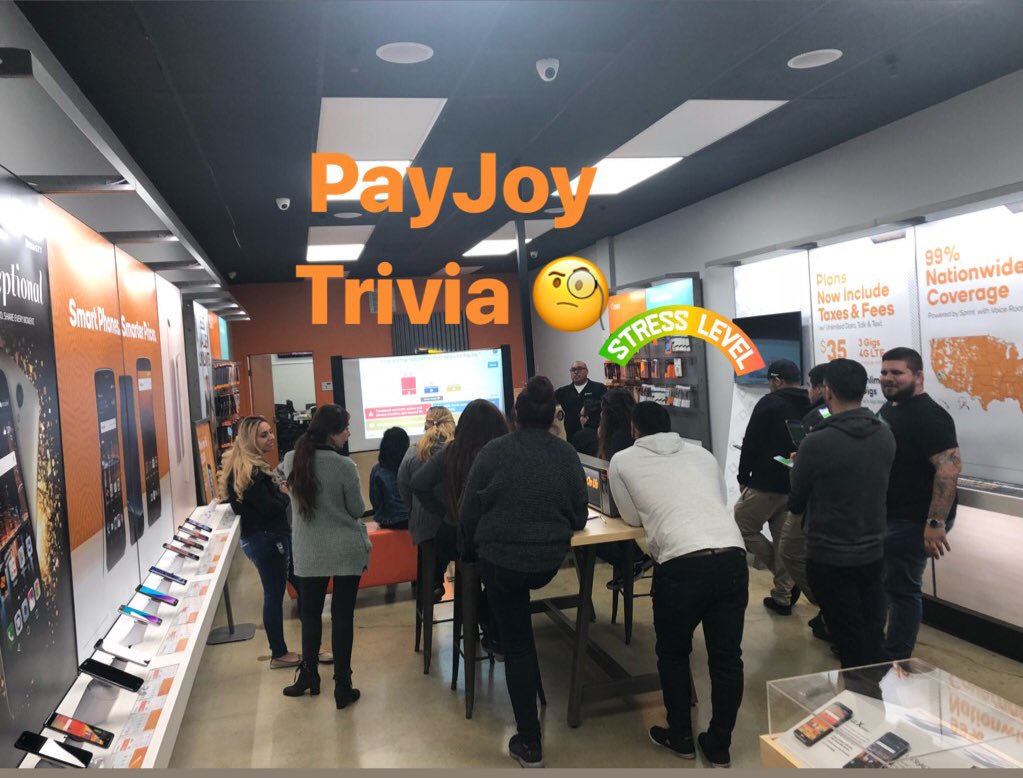 About last night... Late night Training with <a href="/Jetwirelessgrp/">Jet Wireless Group</a> 🙌🏼 Front line Sales Makers ready to own March Madness 👏🏼👏🏼👏🏼 Thanks to <a href="/PayJoy/">PayJoy</a> for joining in! @Dk1team1dream